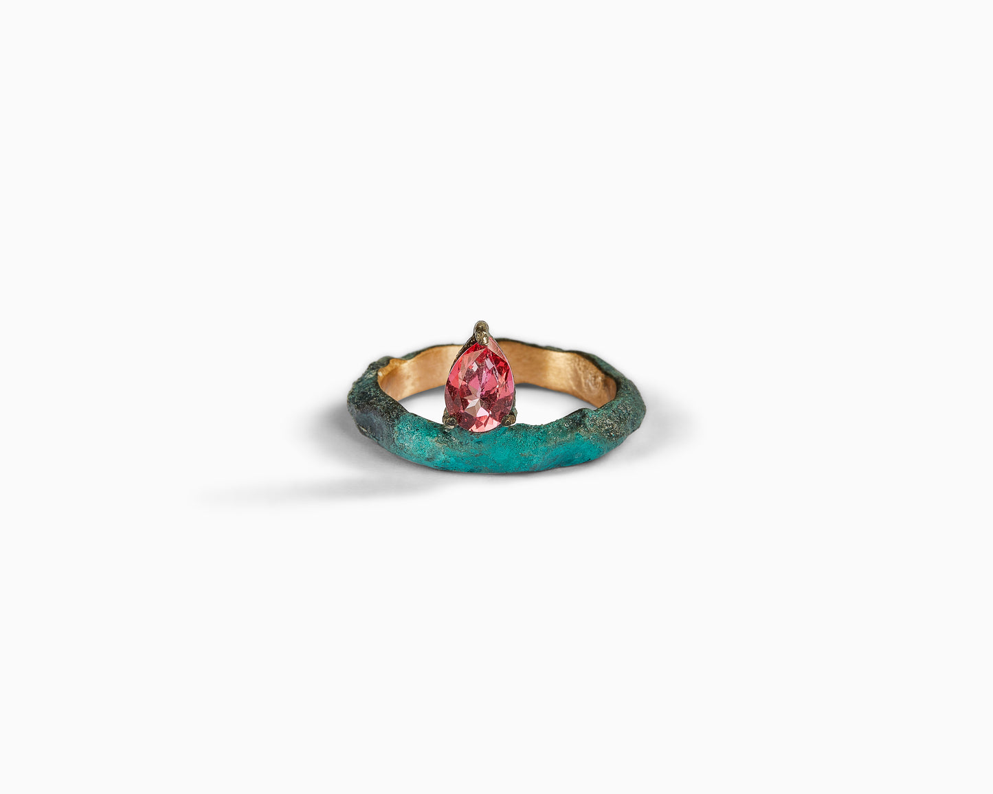 Anello Solitario in Bronzo con Zircone taglio  a Goccia
