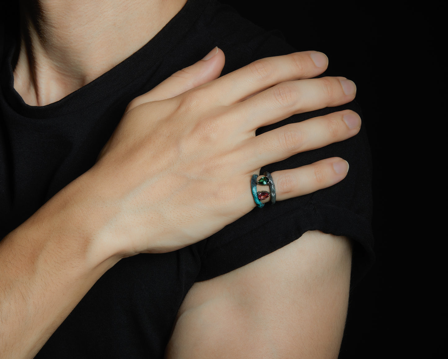 Anello Solitario in Bronzo con Zircone taglio  a Goccia