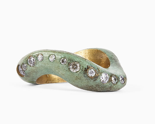 Anello Riviera o Veretta con Pietre Dure Sintetiche| Onda